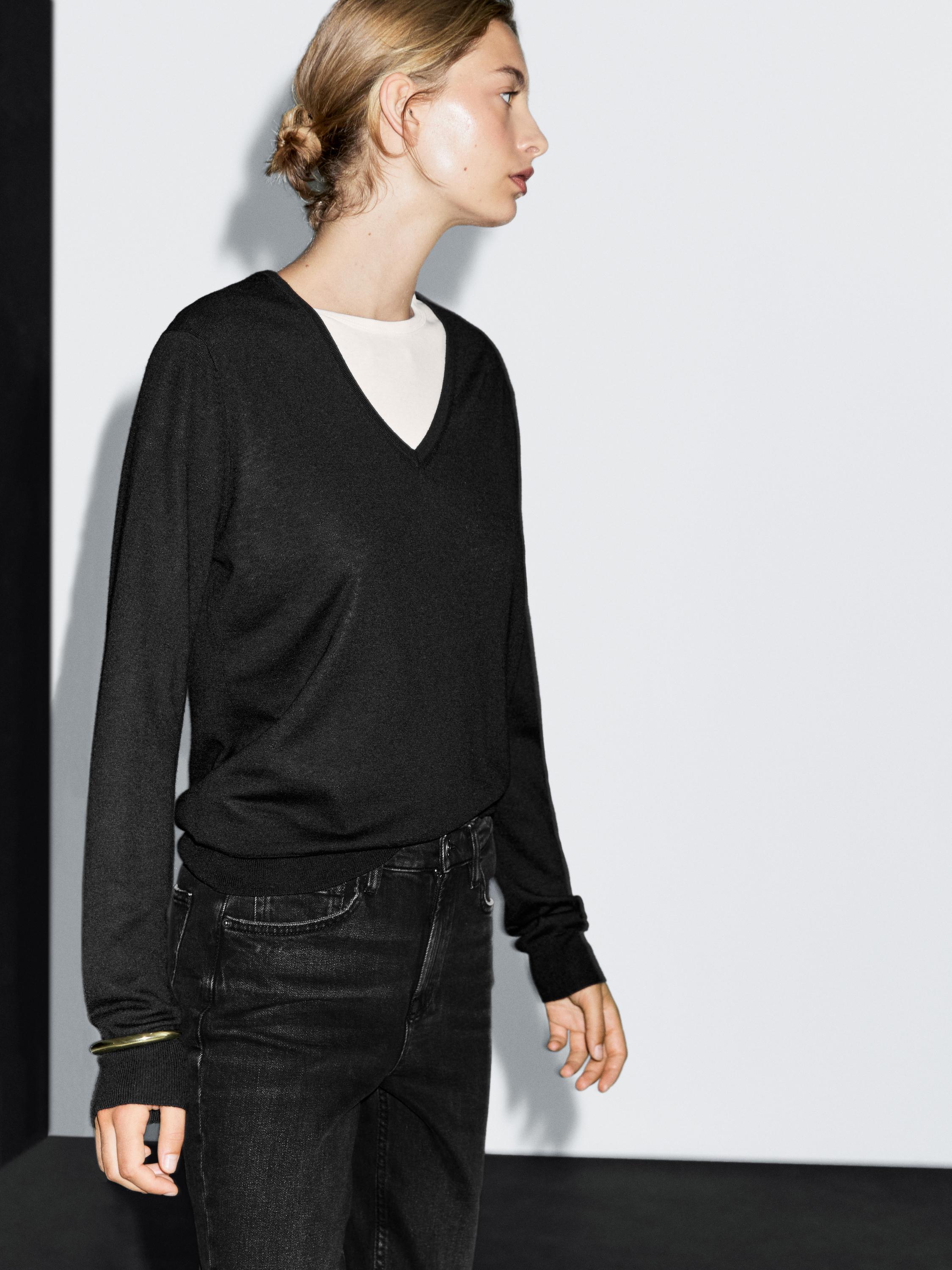 Mid-rise cropped slim fit jeans